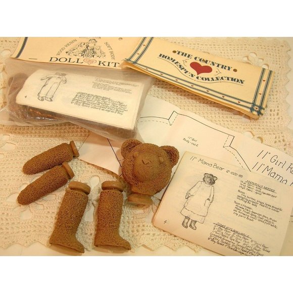 Country Homespun Collection Other - Mama and Papa Bear Dolls Craft Kits